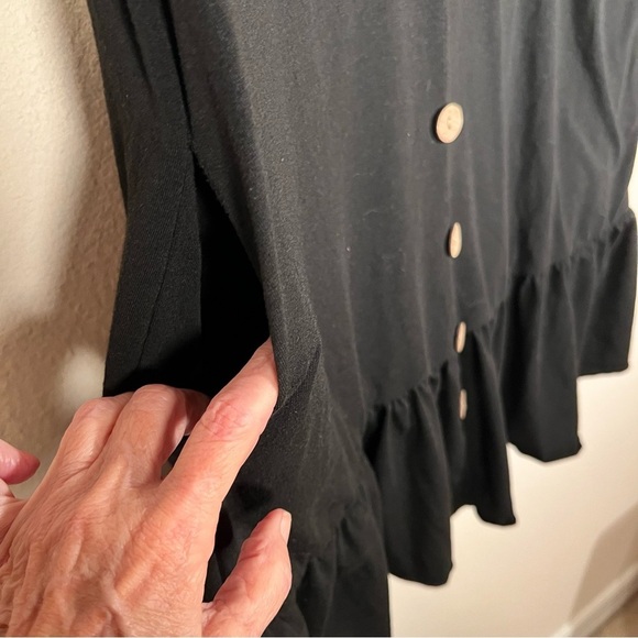 Black Sleeveless Button Front Ruffled Hem Sundress - Picture 5 of 12